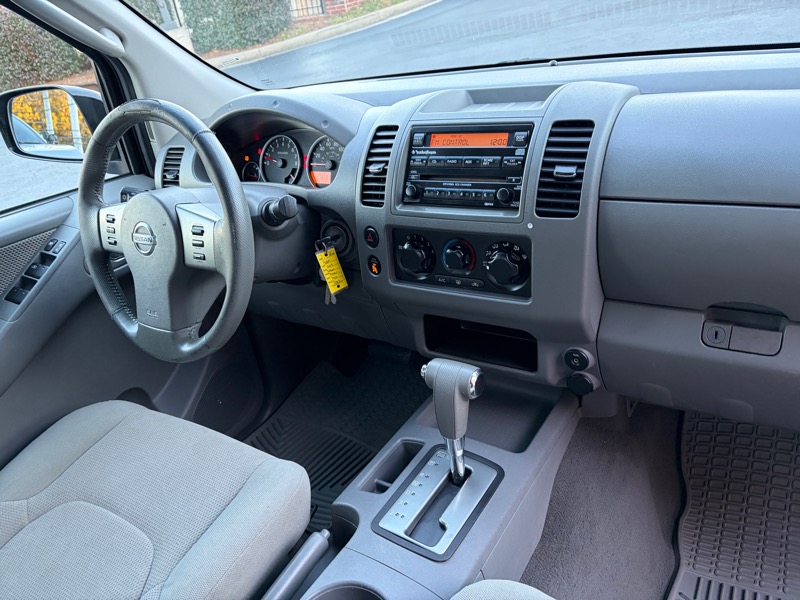 Nissan Frontier LE Crew Cab Long Bed 2WD 2007