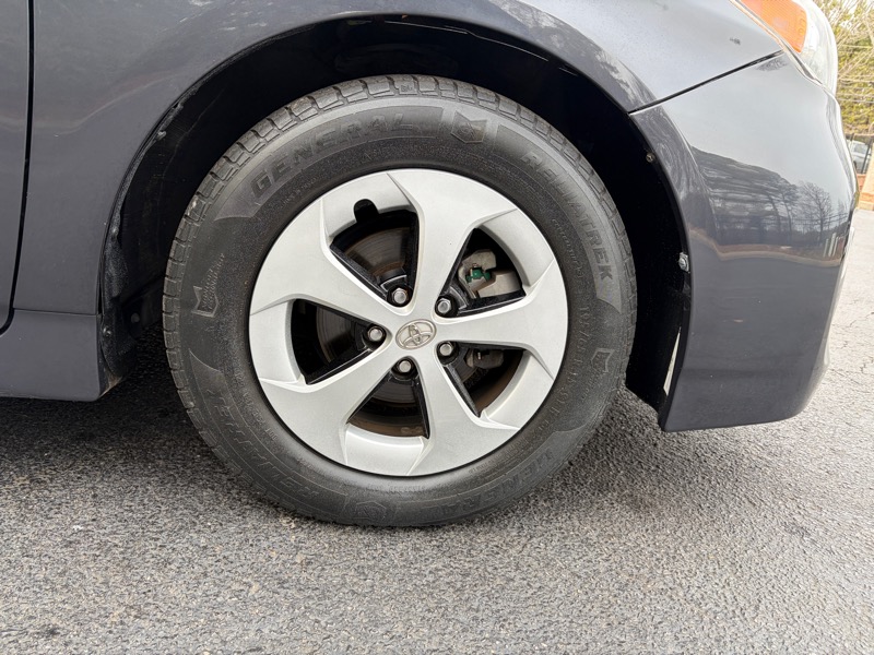 Toyota Prius Four 2015