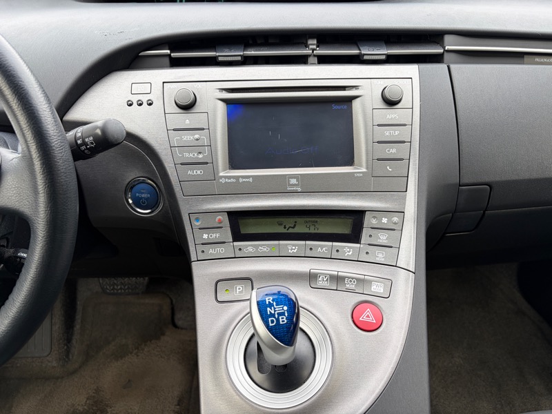 Toyota Prius Four 2015