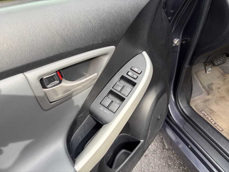 Toyota Prius Four 2015