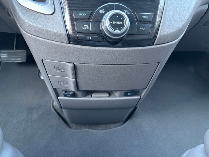 Honda Odyssey Touring 2012