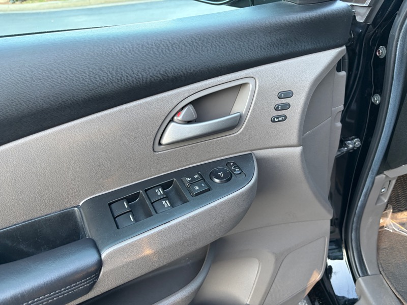 Honda Odyssey Touring 2012