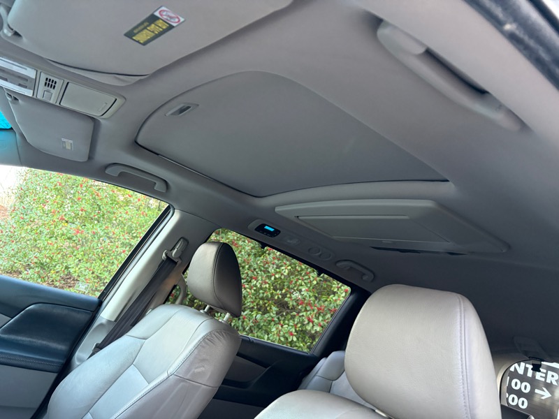 Honda Odyssey Touring 2012