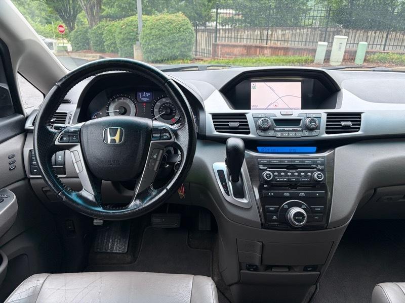 Honda Odyssey Touring 2012