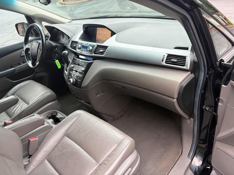 Honda Odyssey Touring 2012