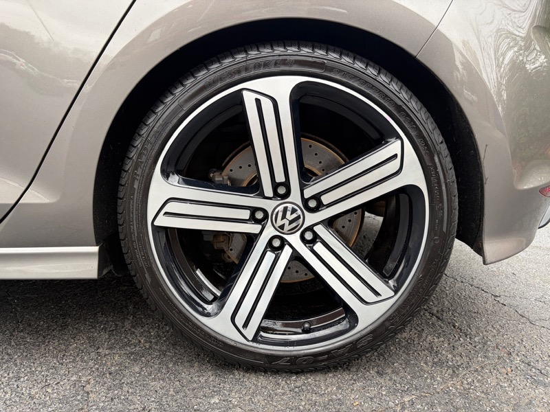 Volkswagen Golf R 4dr HB Man w/DCC/Nav 2016