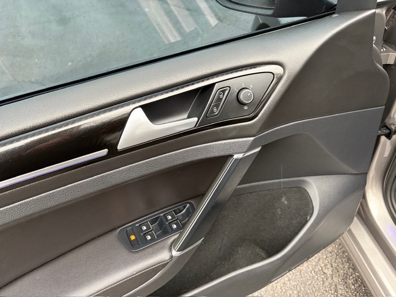 Volkswagen Golf R 4dr HB Man w/DCC/Nav 2016