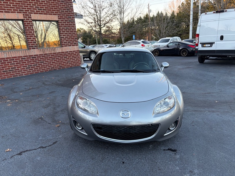 Mazda MX-5 Miata Grand Touring 2011