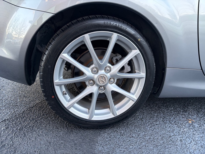 Mazda MX-5 Miata Grand Touring 2011