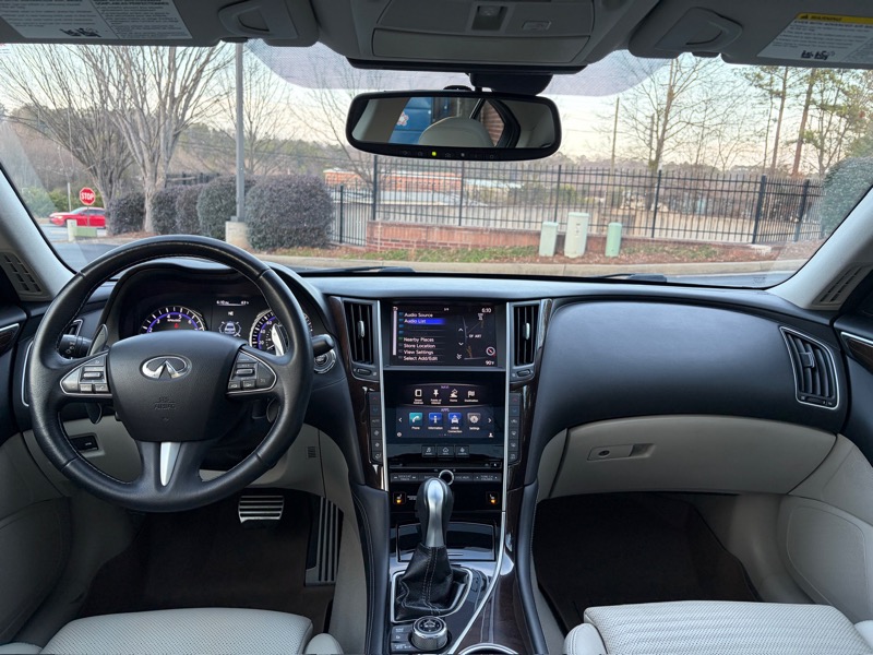 Infiniti Q50 Sport 2015