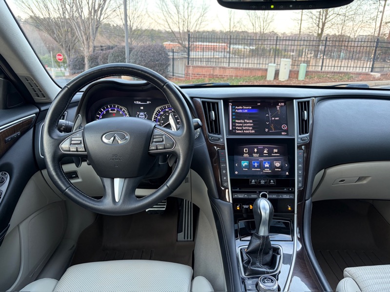 Infiniti Q50 Sport 2015