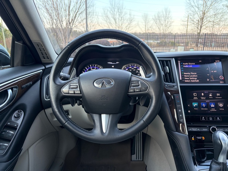 Infiniti Q50 Sport 2015