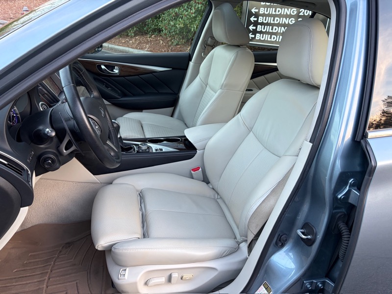 Infiniti Q50 Sport 2015