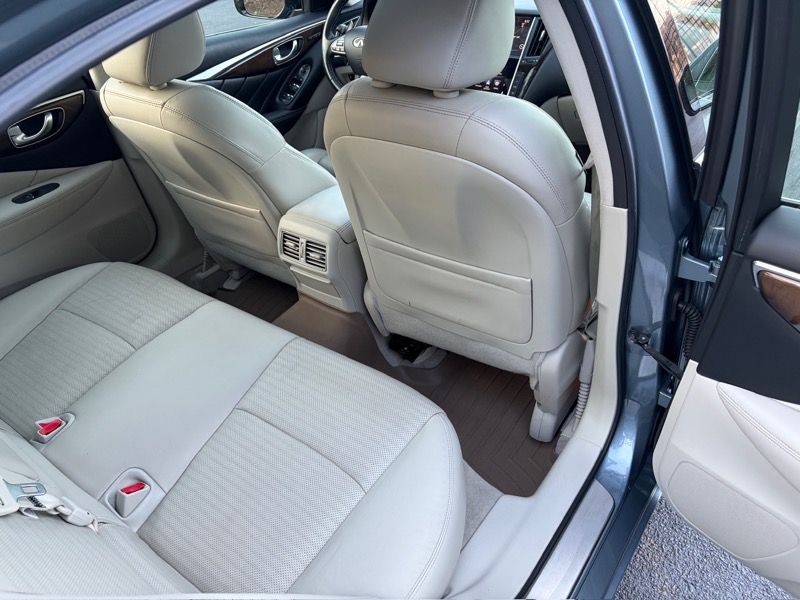 Infiniti Q50 Sport 2015