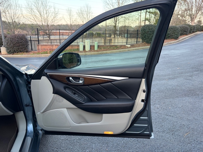 Infiniti Q50 Sport 2015