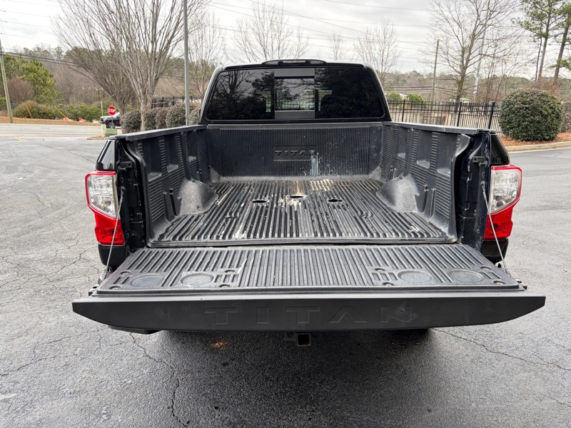 Nissan Titan XD 4x4 Diesel Crew Cab SV 2018