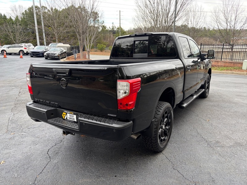 Nissan Titan XD 4x4 Diesel Crew Cab SV 2018