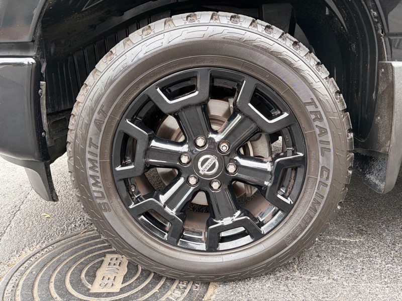 Nissan Titan XD 4x4 Diesel Crew Cab SV 2018