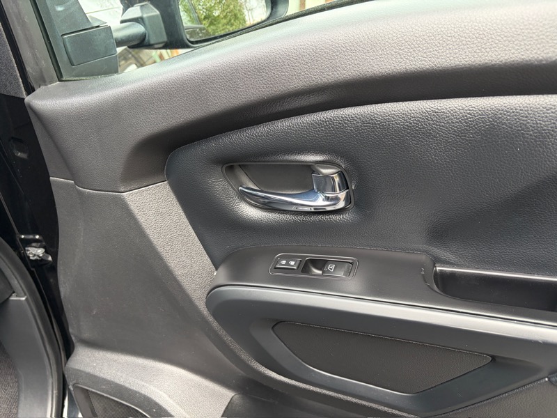 Nissan Titan XD 4x4 Diesel Crew Cab SV 2018