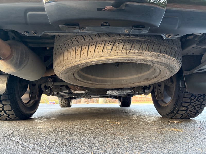 Lexus LX 570 Sport Utility 2011