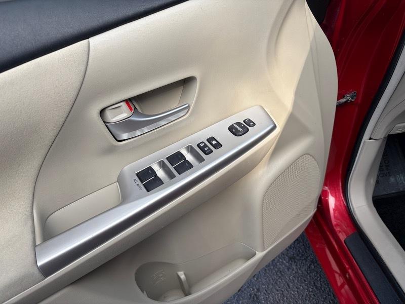 Toyota Prius V Three 2014