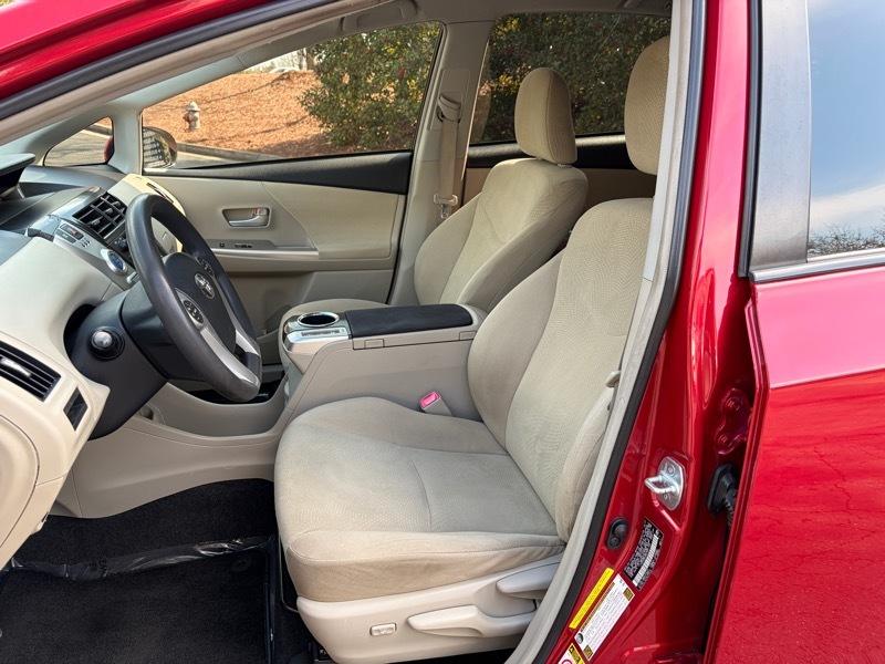 Toyota Prius V Three 2014