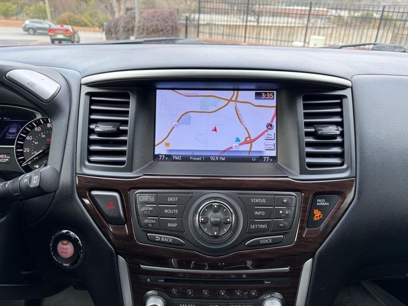 Nissan Pathfinder Hybrid Platinum 2WD 2014