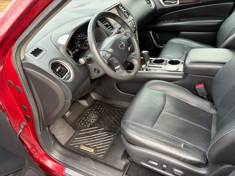 Nissan Pathfinder Hybrid Platinum 2WD 2014