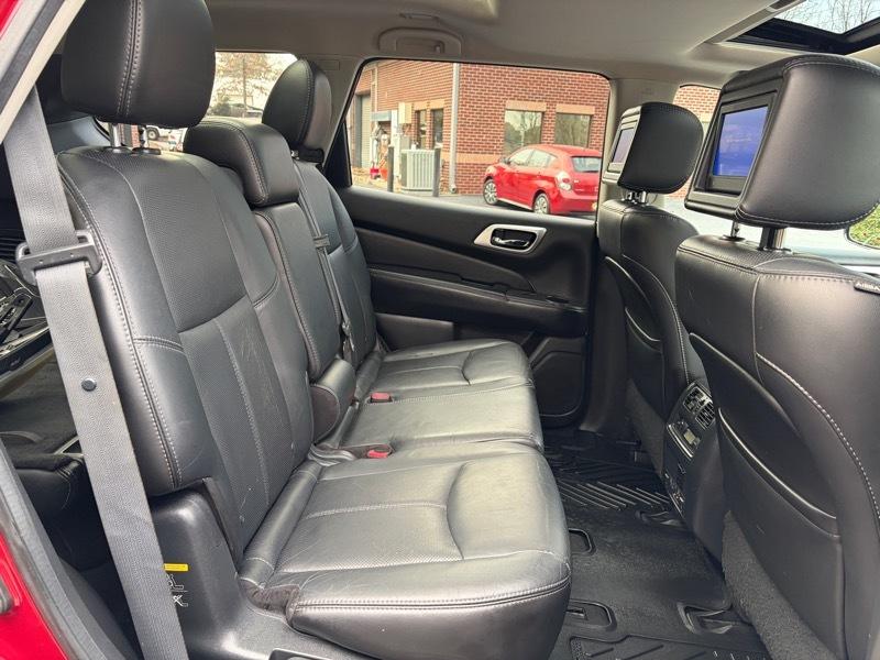 Nissan Pathfinder Hybrid Platinum 2WD 2014