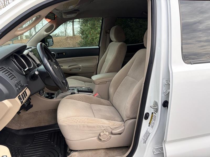 Toyota Tacoma PreRunner Double Cab Long Bed V6 2WD 2005