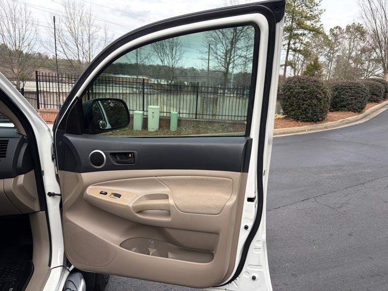 Toyota Tacoma PreRunner Double Cab Long Bed V6 2WD 2005