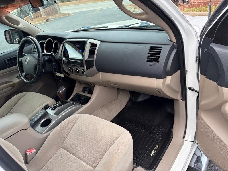 Toyota Tacoma PreRunner Double Cab Long Bed V6 2WD 2005