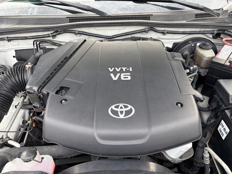 Toyota Tacoma PreRunner Double Cab Long Bed V6 2WD 2005