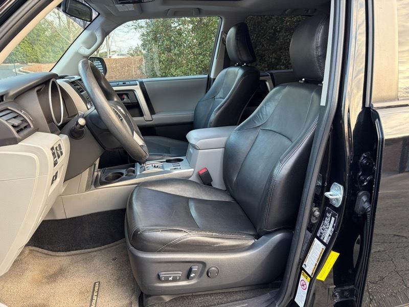 Toyota 4Runner SR5 2WD V6 2010