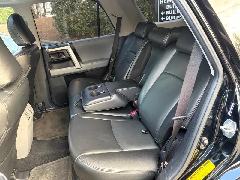 Toyota 4Runner SR5 2WD V6 2010