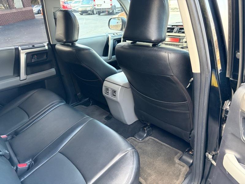 Toyota 4Runner SR5 2WD V6 2010