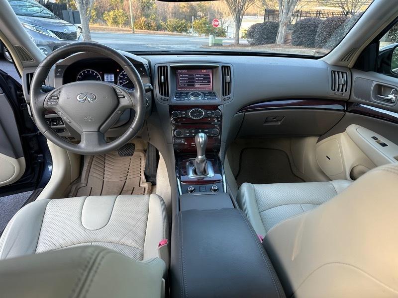 Infiniti G Sedan 37x AWD 2012