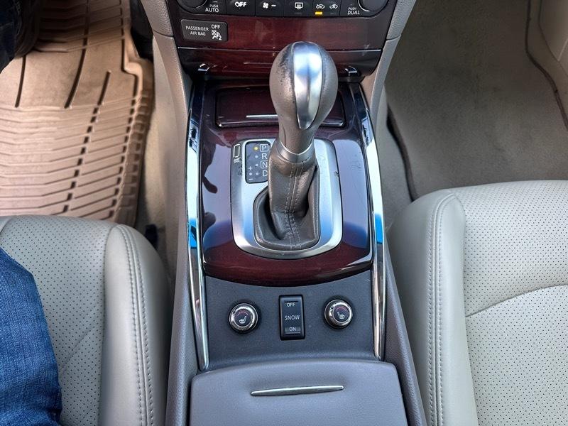 Infiniti G Sedan 37x AWD 2012