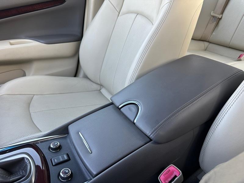 Infiniti G Sedan 37x AWD 2012