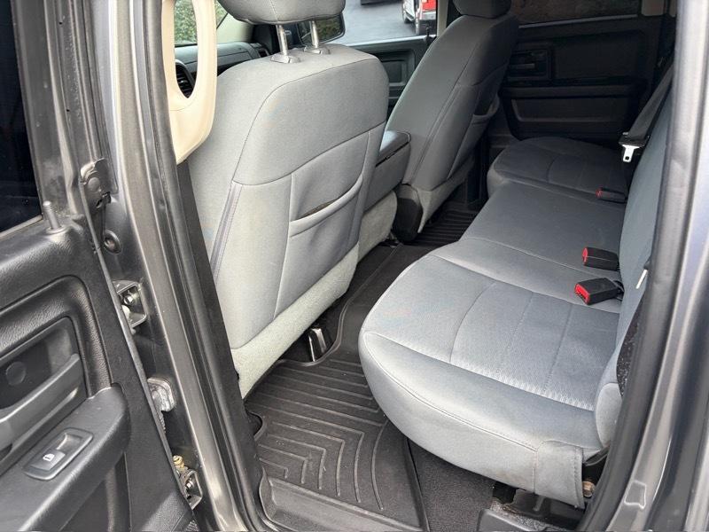 RAM 1500 Tradesman Quad Cab 2WD 2013