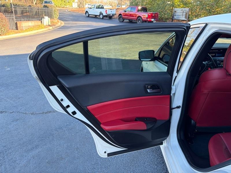 Acura ILX 8-Spd AT w/ Premium & A-SPEC Packages 2019