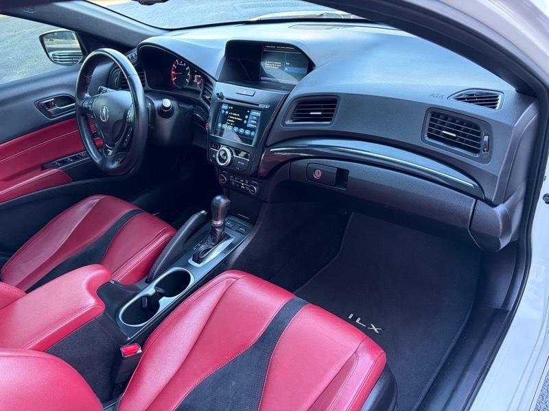 Acura ILX 8-Spd AT w/ Premium & A-SPEC Packages 2019