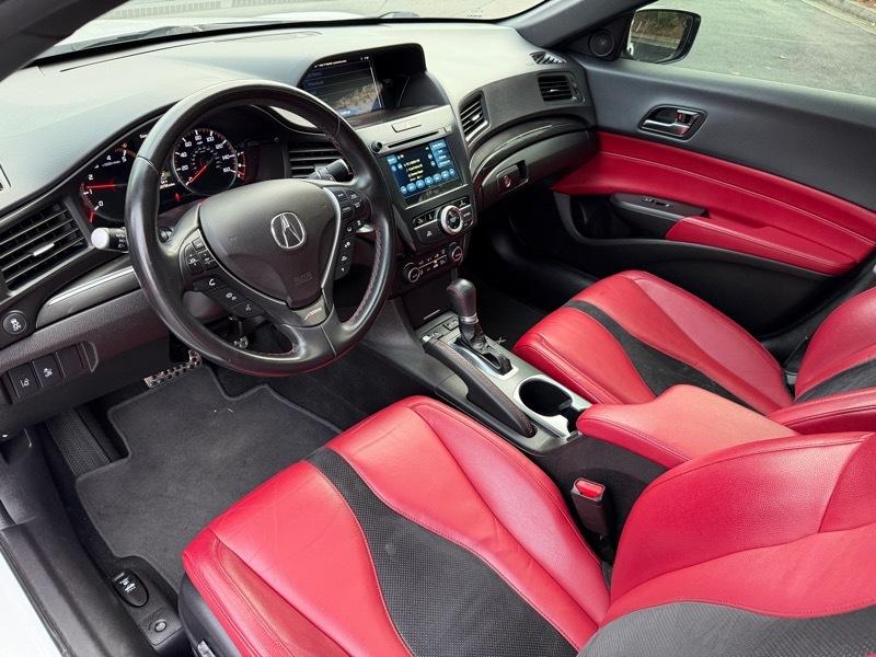 Acura ILX 8-Spd AT w/ Premium & A-SPEC Packages 2019