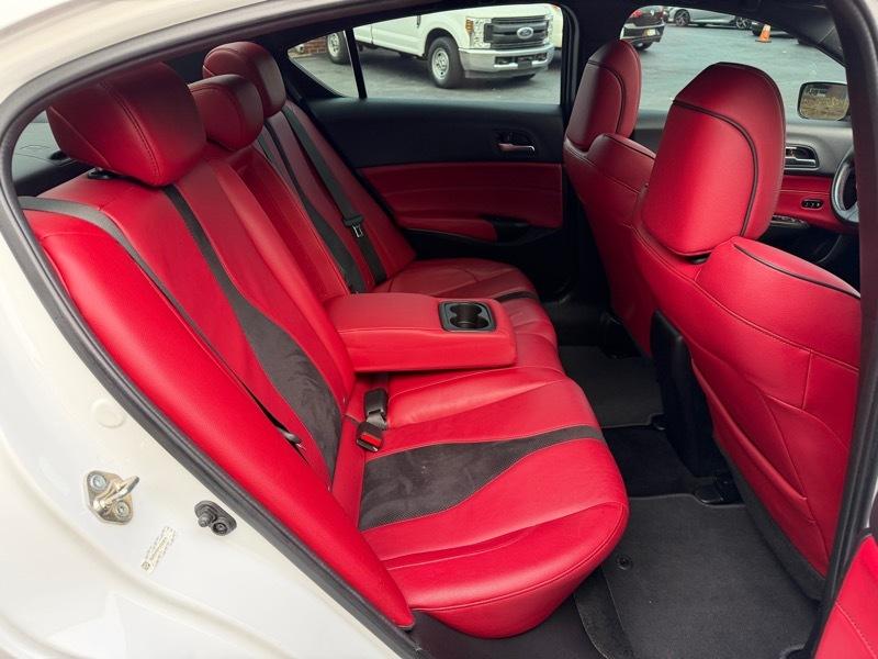 Acura ILX 8-Spd AT w/ Premium & A-SPEC Packages 2019