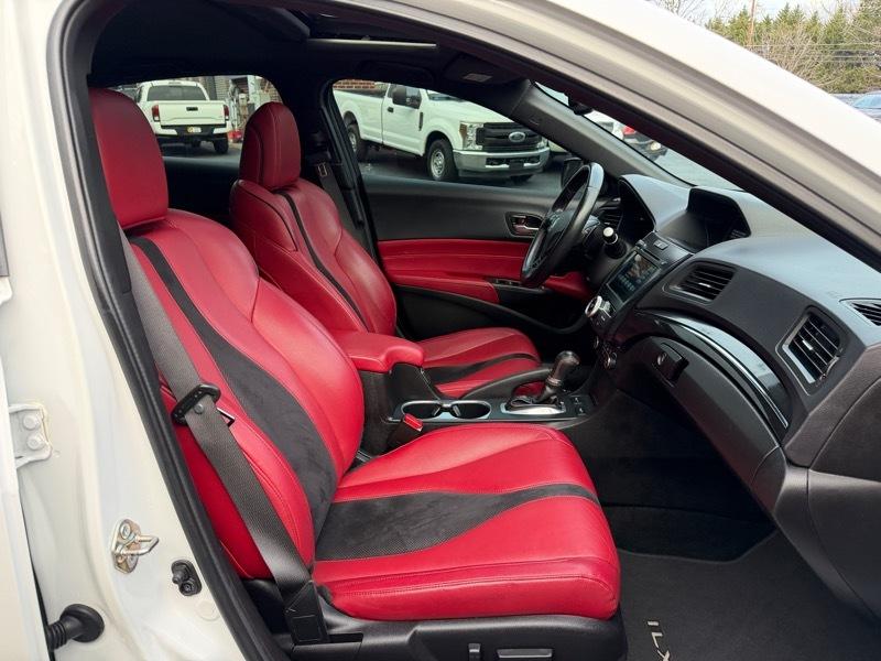 Acura ILX 8-Spd AT w/ Premium & A-SPEC Packages 2019
