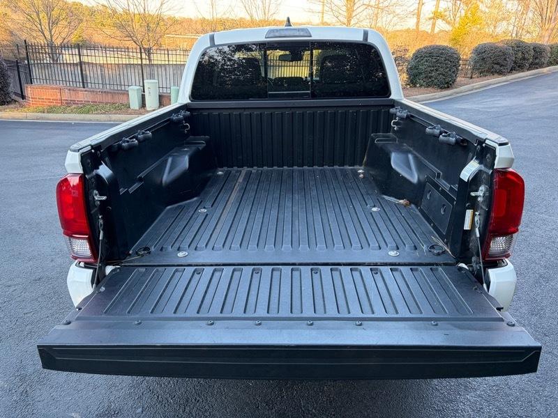 Toyota Tacoma SR5 Double Cab Long Bed V6 6AT 2WD 2022
