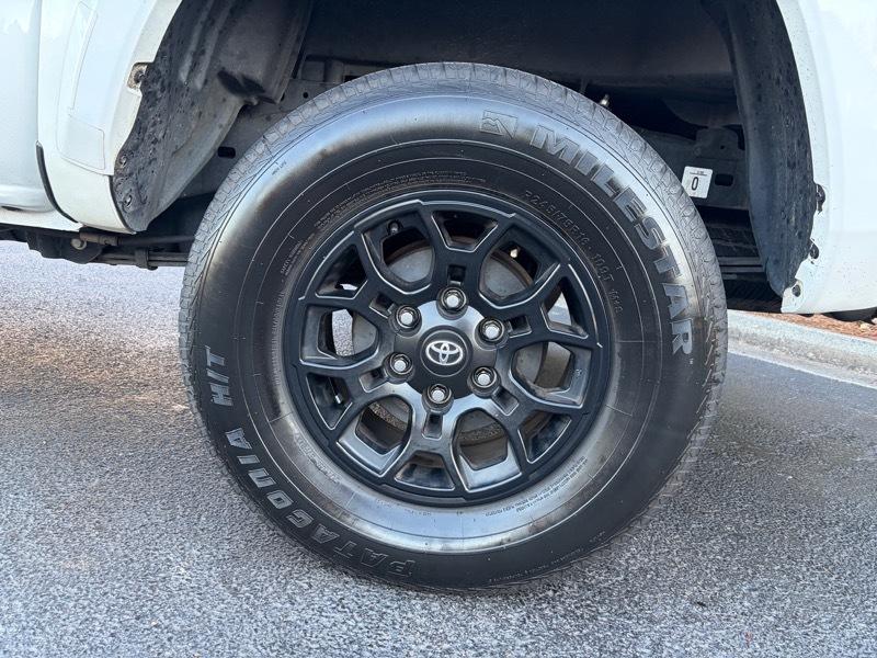 Toyota Tacoma SR5 Double Cab Long Bed V6 6AT 2WD 2022