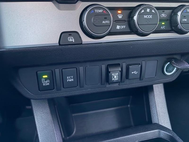 Toyota Tacoma SR5 Double Cab Long Bed V6 6AT 2WD 2022