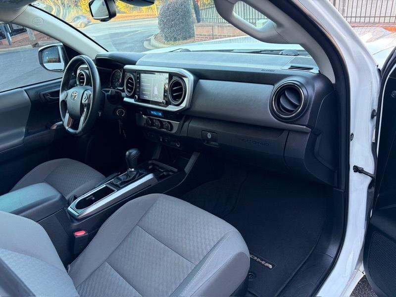 Toyota Tacoma SR5 Double Cab Long Bed V6 6AT 2WD 2022