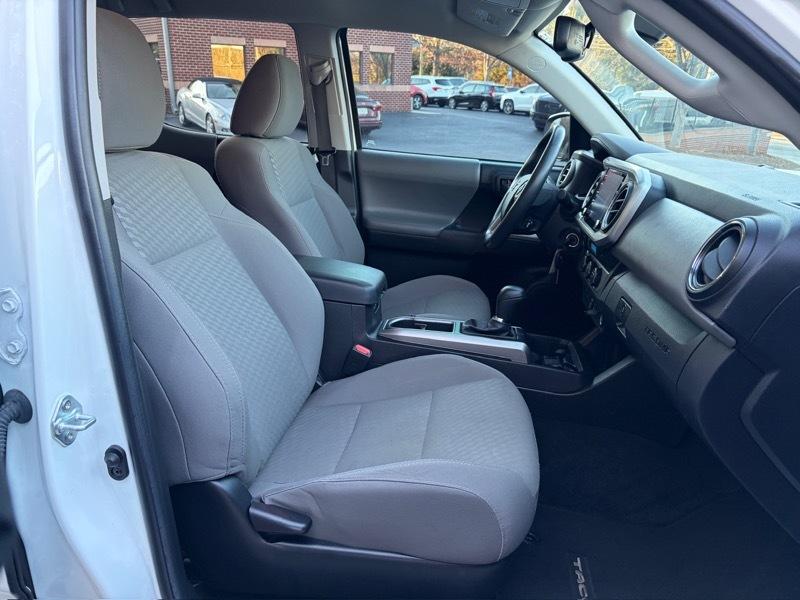 Toyota Tacoma SR5 Double Cab Long Bed V6 6AT 2WD 2022